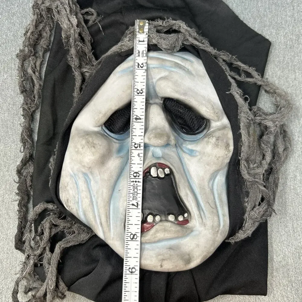 Vintage Easter Unlimited Ghoul Shroud Mask Fun World Ghost Face Screamer Zombie